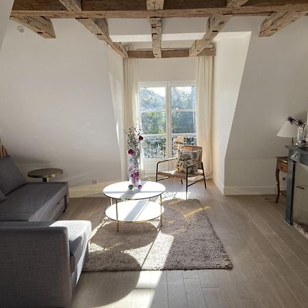 Bed and Breakfast La Grande Carree Сен-Сир-сюр-Луар Экстерьер фото