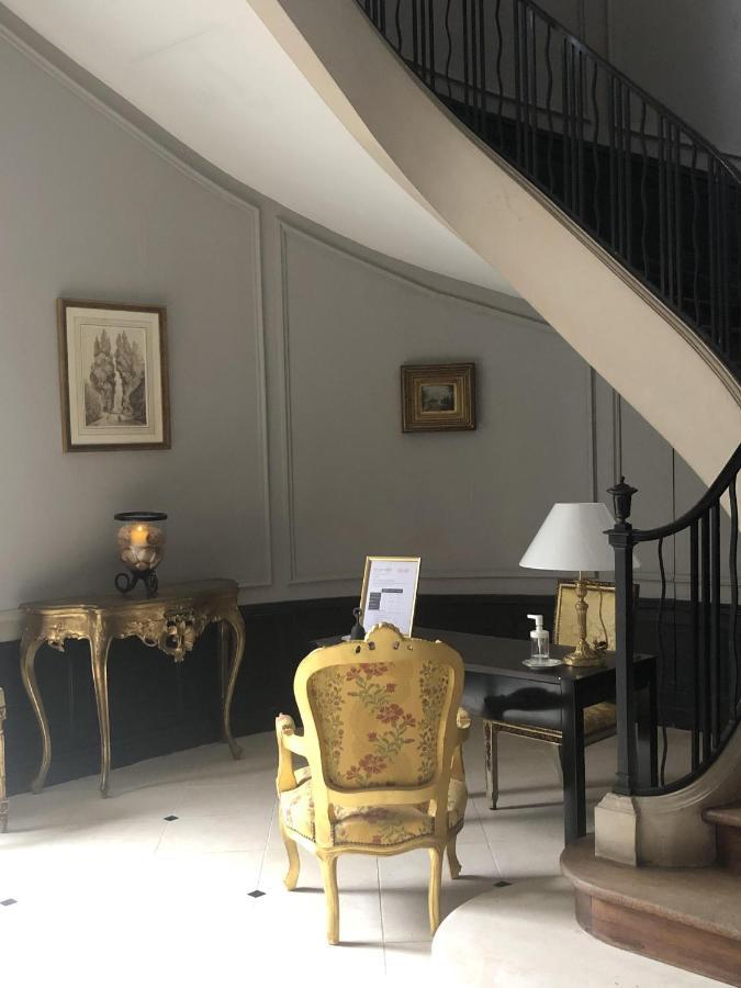 Bed and Breakfast La Grande Carree Сен-Сир-сюр-Луар Экстерьер фото