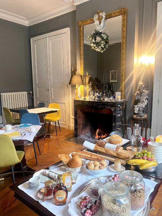 Bed and Breakfast La Grande Carree Сен-Сир-сюр-Луар Экстерьер фото